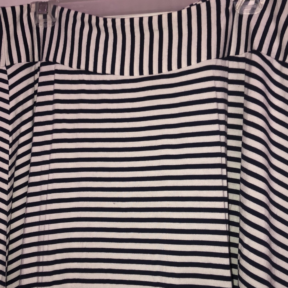 Gap - Picture 2 of 5